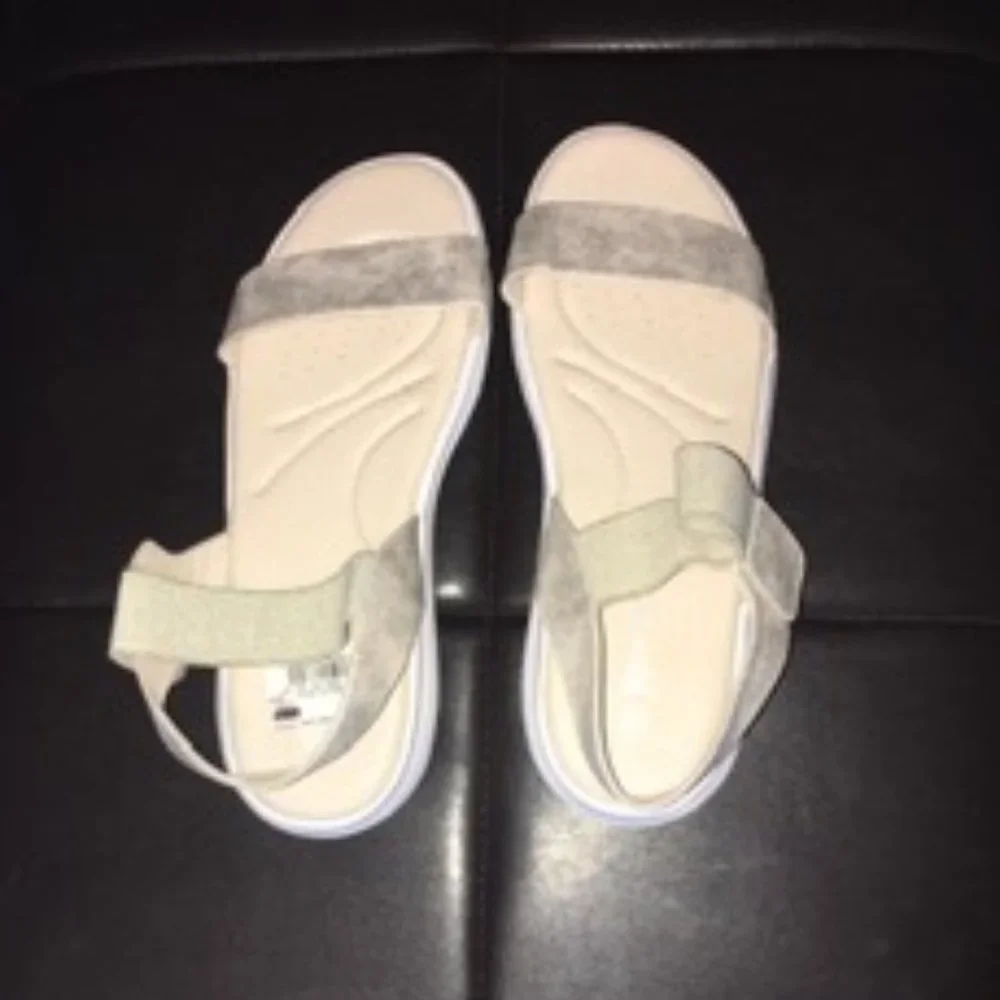 (NEW) Nature Breeze Champagne Comfort Sandals - Size 10 - Picture 7 of 8